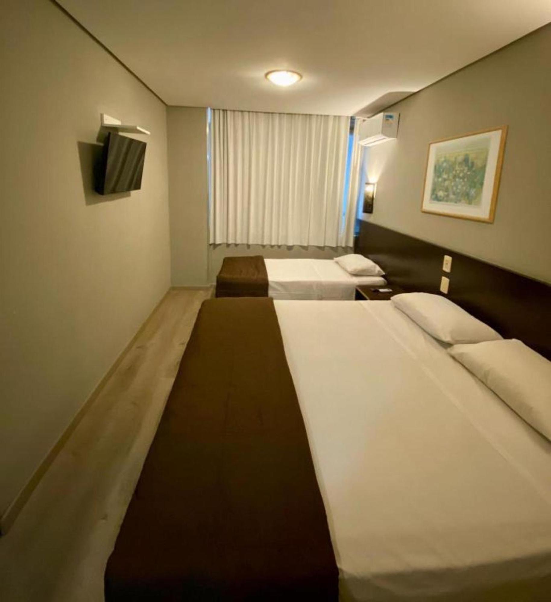 Coral Hotel proximo a Pucrs e Araujo Viana Porto Alegre Habitación foto